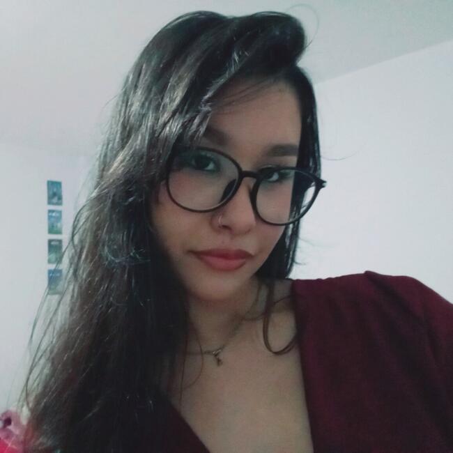 Babysitter in Brasília: Débora