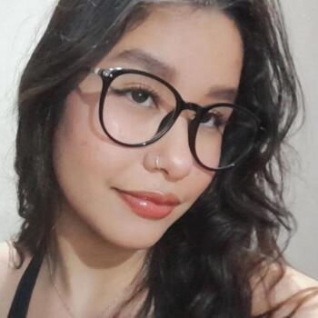 Babysitter in Brasília: Débora