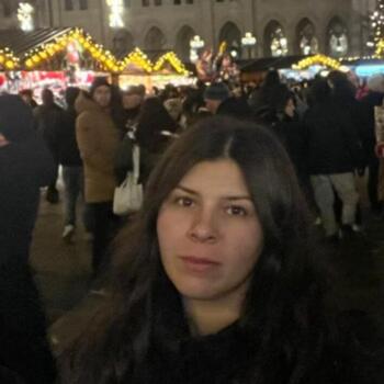 Babysitter in Vienna: Tanase
