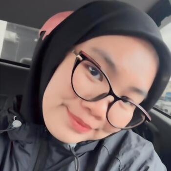 Pengasuh di Bandar Baru Bangi: NUR