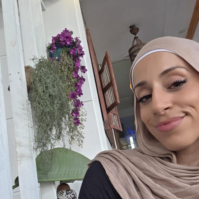 Babysitter in Brisbane: Sadia noumedia