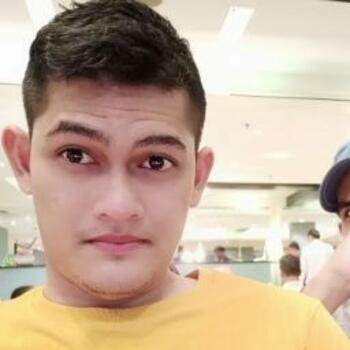 Babysitting job in Puchong Batu Dua Belas: babysitting job Faris