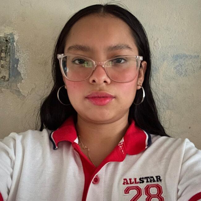 Babysitter in Panama City: Ashley