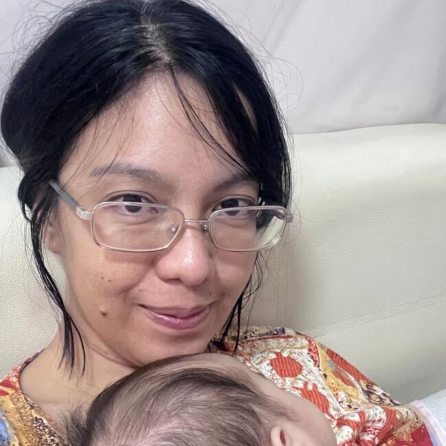 Babysitting job in Singapore: Sulma