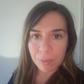 Babysitter in Rouen: Virginia