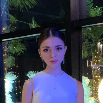 Babysitter in Bucharest: Bianca