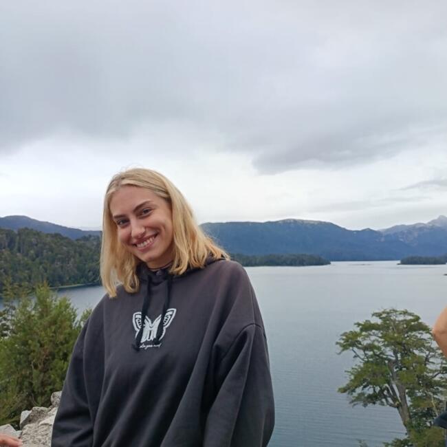 Niñera en San Isidro: Paula