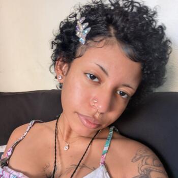 Babá em Duque de Caxias: Laís Vitória