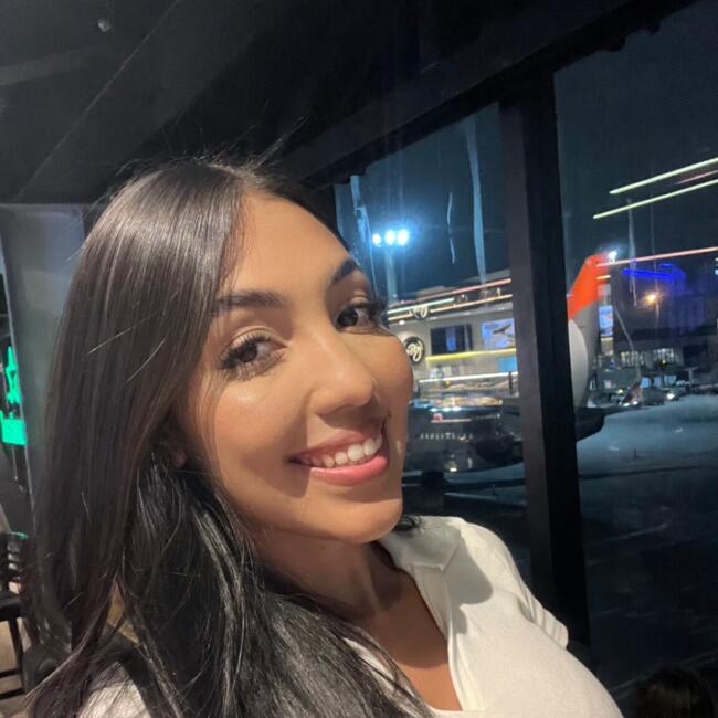 Babysitter in São Vicente: Erika