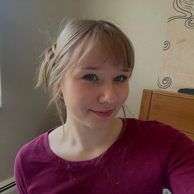Babysitter in Broomfield: Rachel