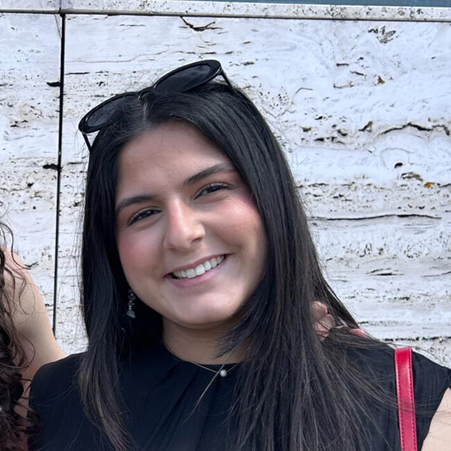 Babysitter in Lisbon: Rita