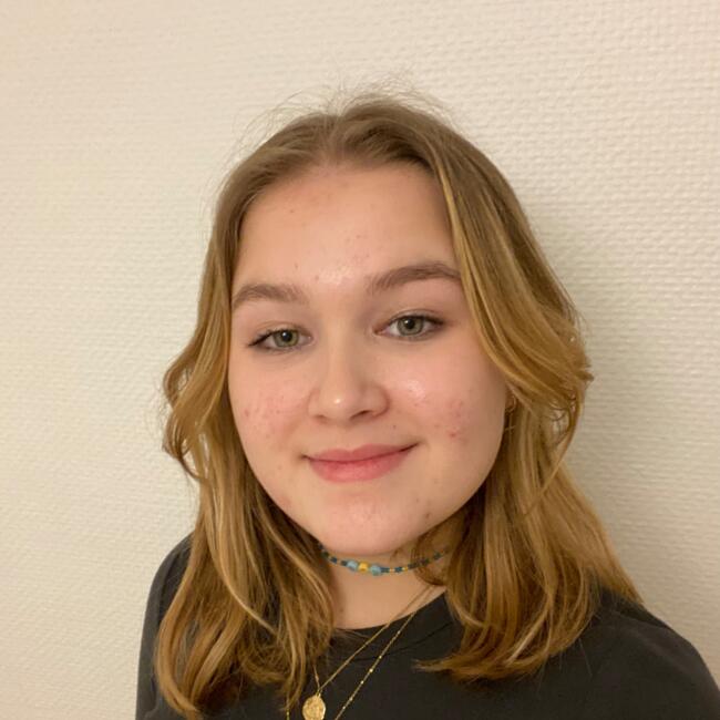 Baby-sitter in Brest: Emma