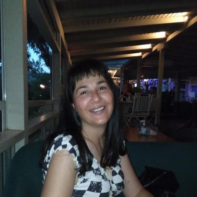 Nanny in Gazi: Eirhnh