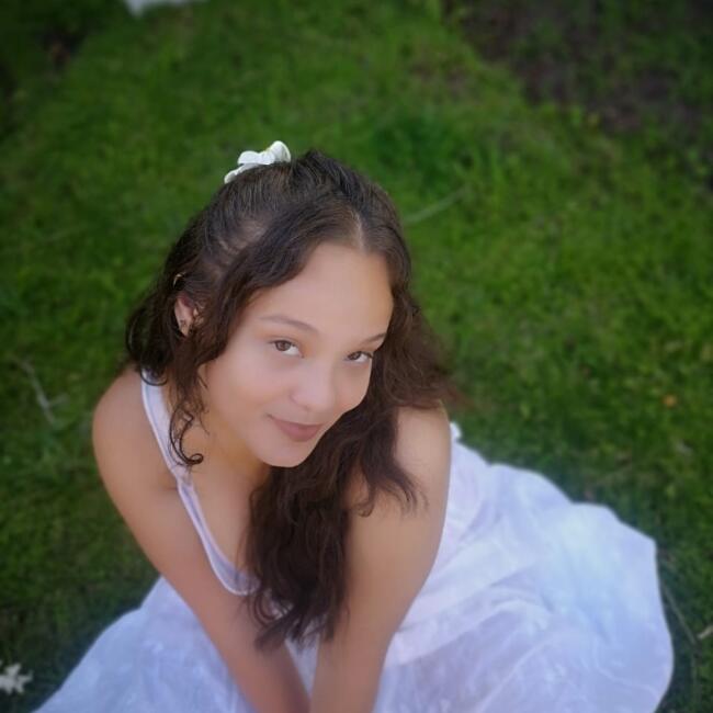 Babysitter in East London: Lucy-pearl