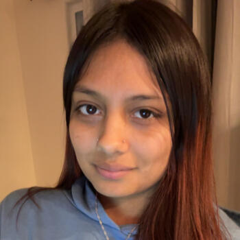 Babysitter in McFarland: Alexis