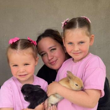 Babysitter in Warrnambool: Kalae