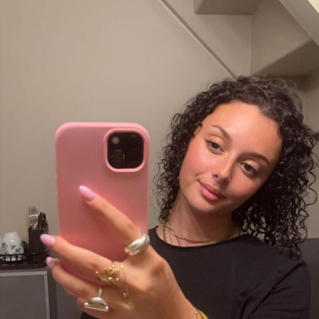 Babysitter in Bagnolet: Biya