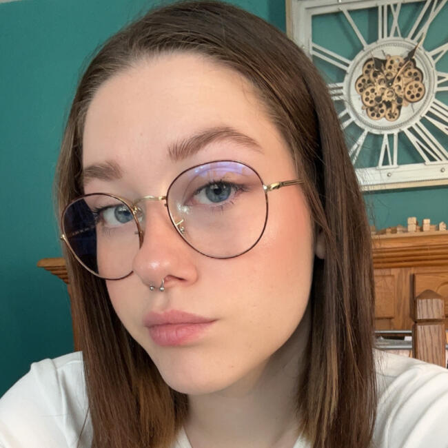 Babysitter in Wattignies: Tiffany