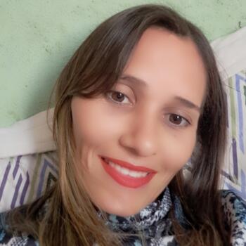 Babysitter in Igarapé: Sueli