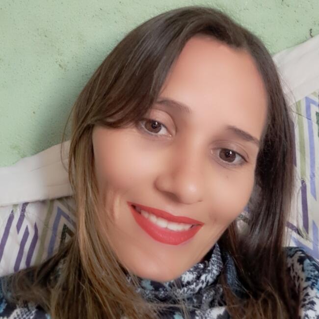 Babysitter in Igarapé: Sueli