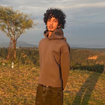 Babysitter in Galway: Varun