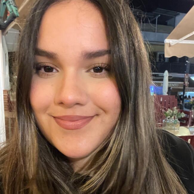 Canguro en Fuengirola: Valeria