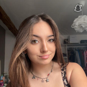 Babysitter in Escaudœuvres: Léanne