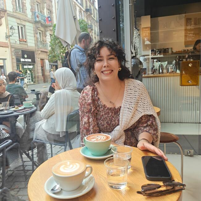 Babysitter in Vallauris: Loubna