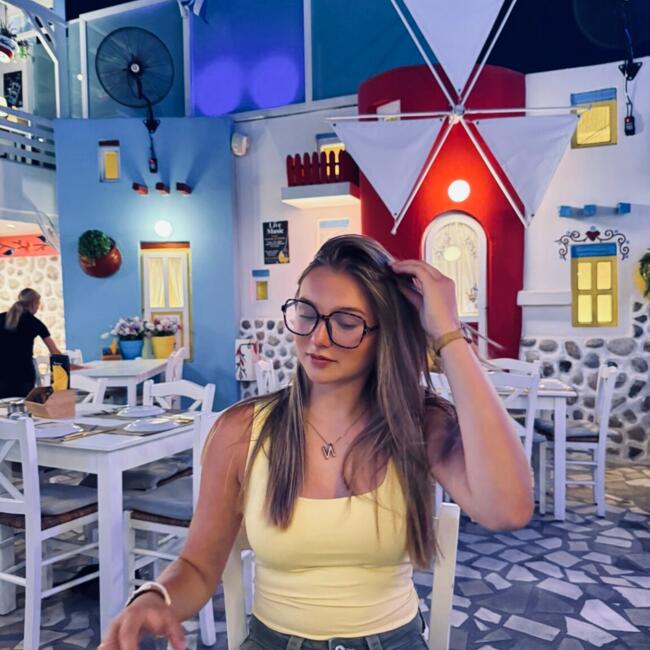 Babysitter in Hoogstraten: Yuna