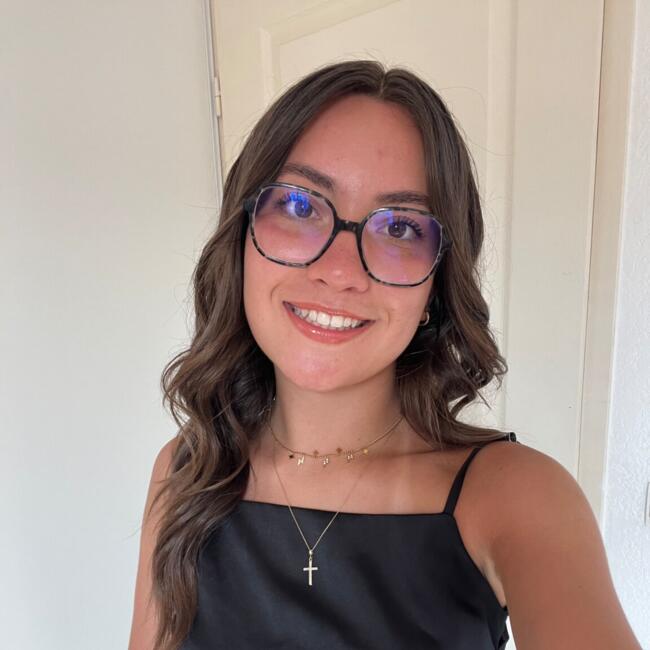 Babysitter in Mèze: Clara