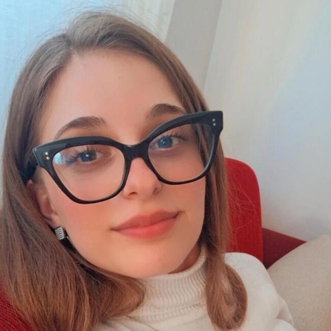 Babysitter in Turin: Stefania