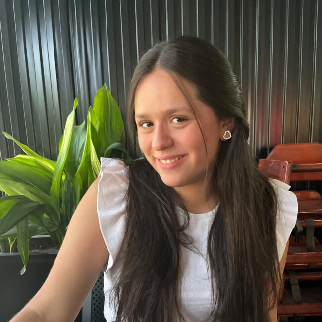 Niñera en Lo Barnechea: Pia