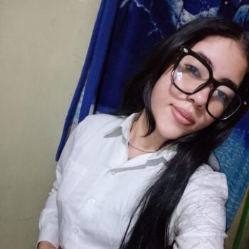 Niñera en Cumaná: Adriana