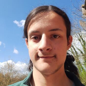 Babysitter in Court-Saint-Étienne: Thyméo