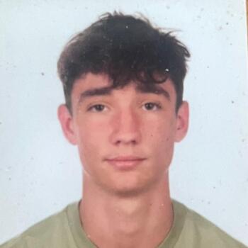 Babysitter in Alcalá de Henares: Alexandru