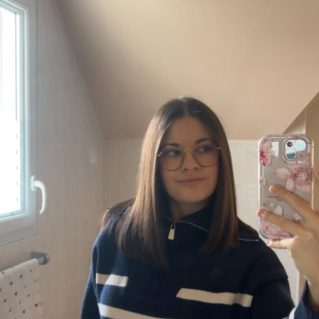 Babysitter in Seur: Estelle