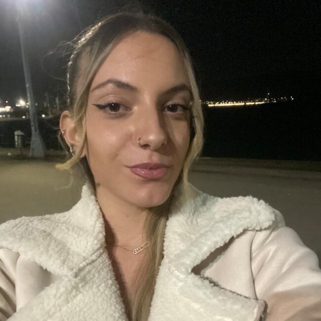 Babysitter στην περιοχή Βόλος: Δώρα Παγώνη