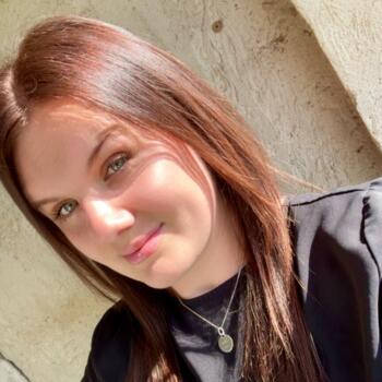 Babysitter in Robion: Amandine