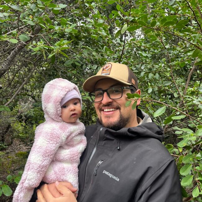 Babysitting job in Los Ángeles: Camilo Javier