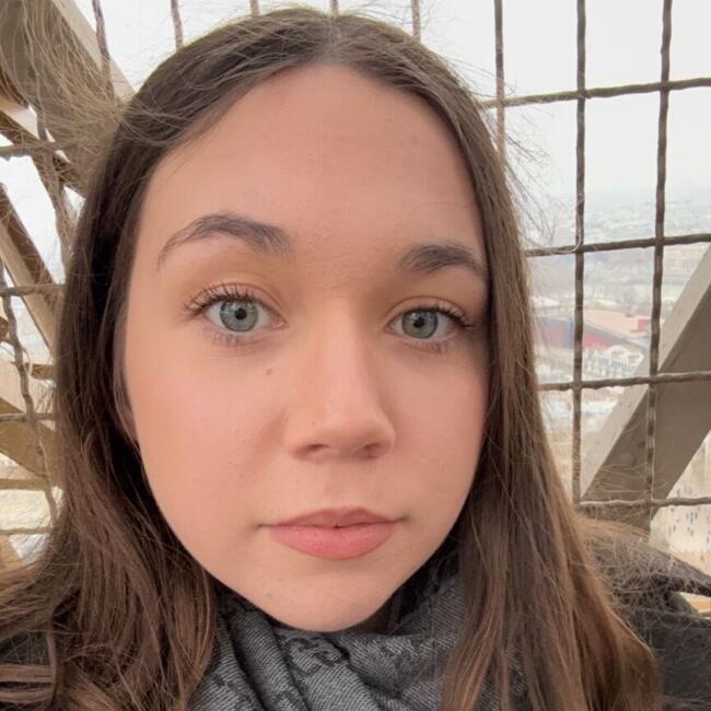 Babysitter in Le Plessis-Trévise: Lea