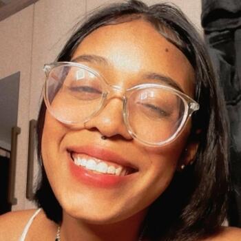 Babá em Brasília: Janaína