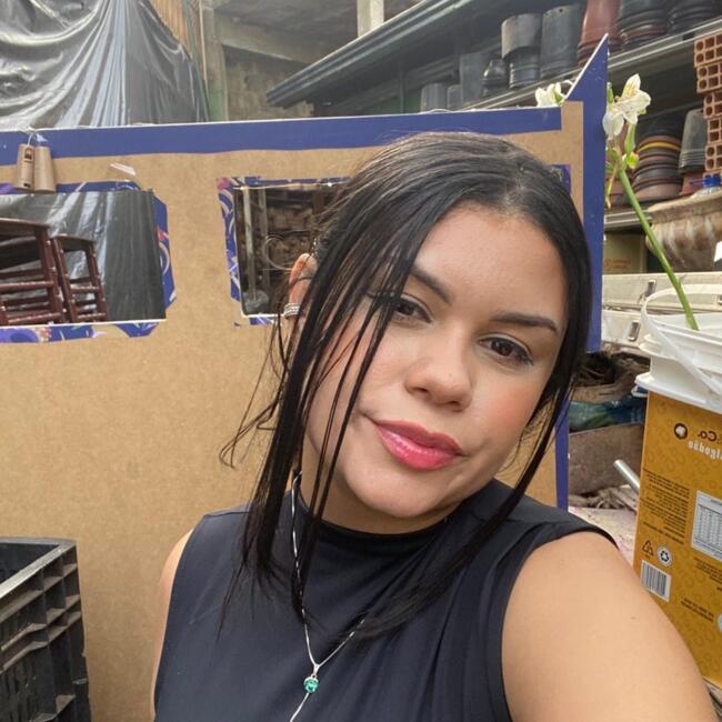 Babá em Ribeirão das Neves: Ana Paula