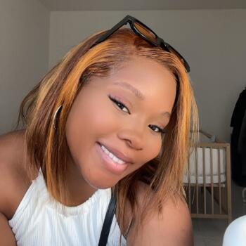 Babysitter em Sarilhos Grandes: Shezley