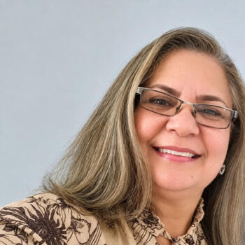 Babysitter in Olinda: Sandra