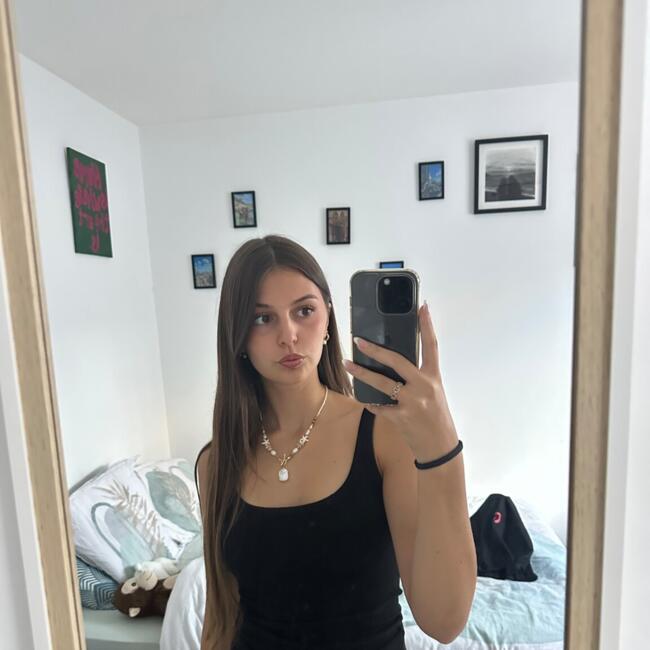 Babysitter in Marseille: Sydney