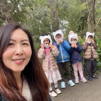 Babysitter Auckland: Angela