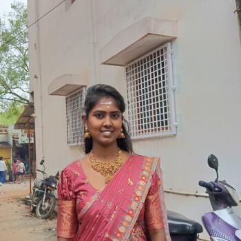 Babysitter Bengaluru: Harinimahesh