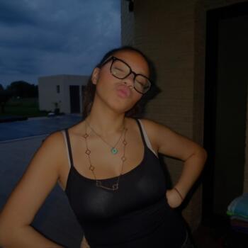 Babysitter in Issy-les-Moulineaux: Chloé