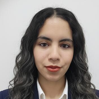 Babysitter in Colombes: Meriem