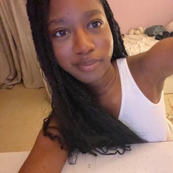 Babysitter in Saint-Fons: Khadidiatou